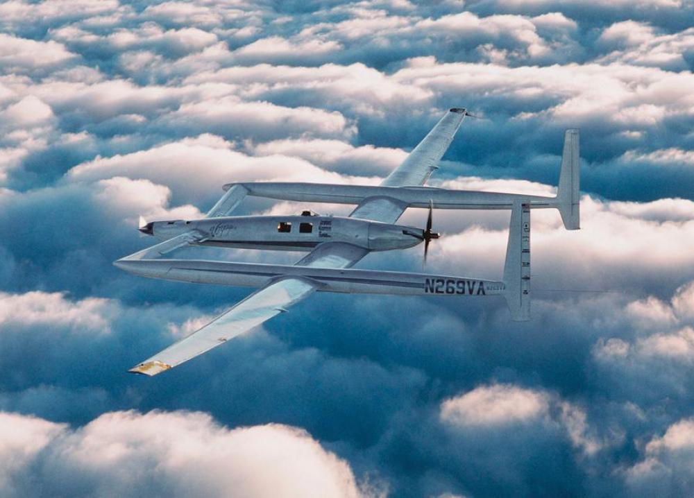33-jeana-yeager-and-dick-rutan.jpg